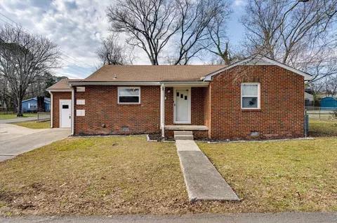 801 Grove Ave NW, Cleveland, TN 37311
