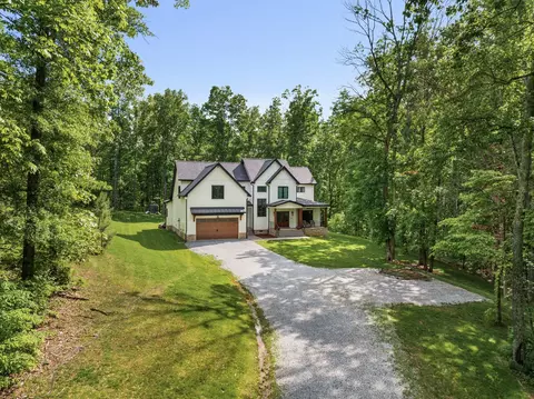 7361 Liberty Rd, Fairview, TN 37062