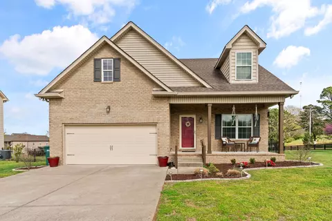 703 Asbury Hawn Dr, Lebanon, TN 37087