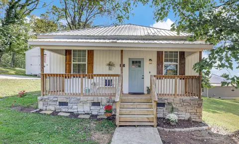 90 Echota 4th St, Calhoun, GA 30701 photo 2