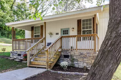 90 Echota 4th St, Calhoun, GA 30701