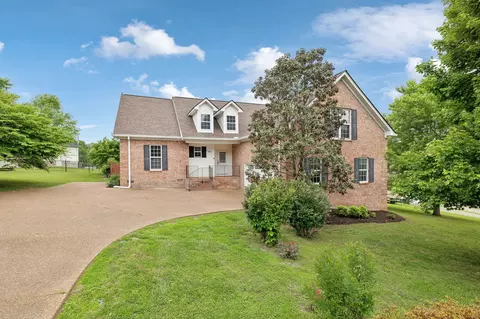 4087 Summit Dr, Greenbrier, TN 37073