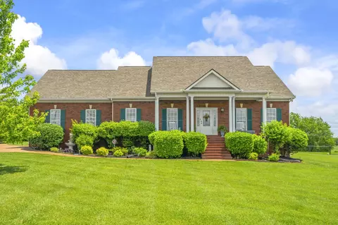 1006 Kamber Leigh Dr, Cedar Hill, TN 37032