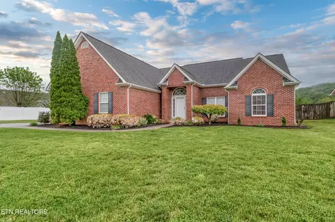 1707 Maremont Rd, Knoxville, TN 37918