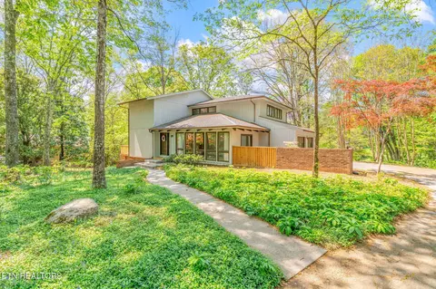 417 Schooner Ln, Knoxville, TN 37934
