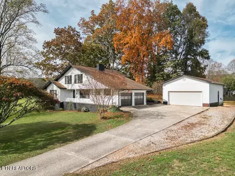 116 Westcliff Dr, Harriman, TN 37748