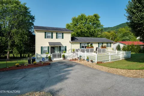 333 Eagle Bluff Rd, Jacksboro, TN 37757 photo 5