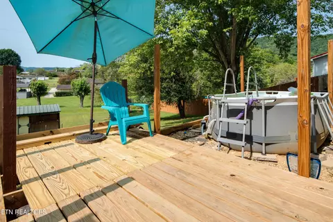 333 Eagle Bluff Rd, Jacksboro, TN 37757 photo 10