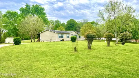 1044 Little Dogwood Rd, Kingston, TN 37763