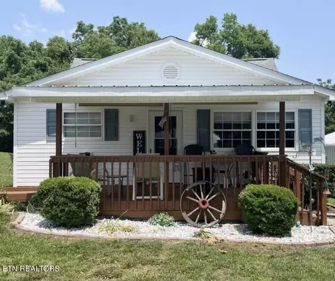 2028 Limestone Ln, Mascot, TN 37806