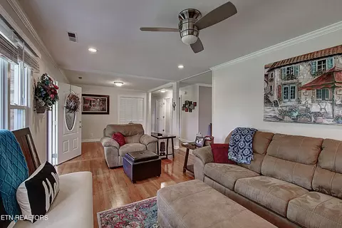 620 N Mohawk Dr, Erwin, TN 37650 photo 6