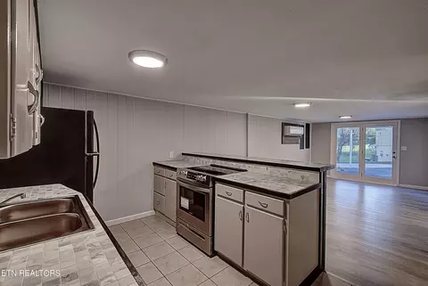 620 N Mohawk Dr, Erwin, TN 37650 photo 18