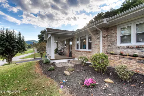 620 N Mohawk Dr, Erwin, TN 37650 photo 27