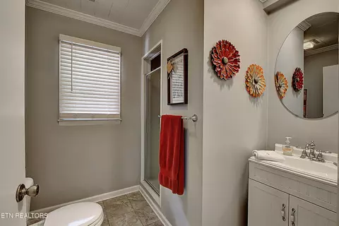 620 N Mohawk Dr, Erwin, TN 37650 photo 14