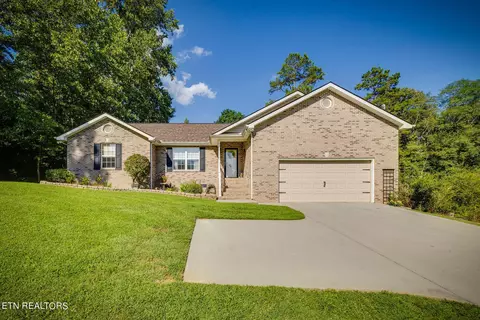 8604 Ball Park Ln, Knoxville, TN 37920