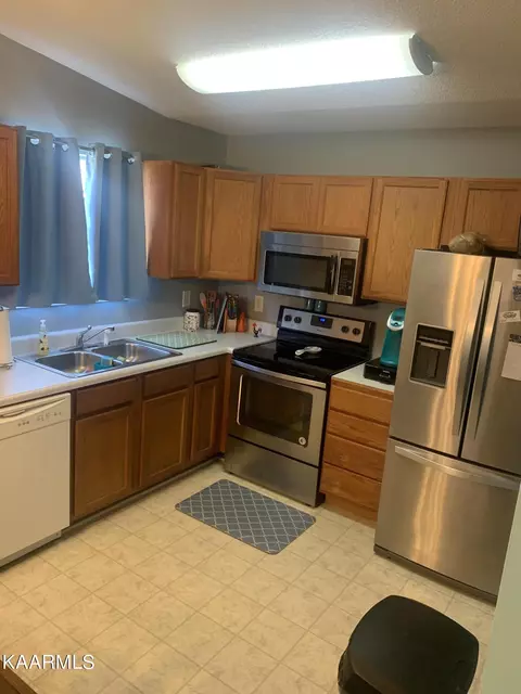 7556 Gary White Rd, Corryton, TN 37721 photo 6