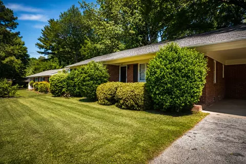 85 Charjean Dr, Jackson, TN 38305