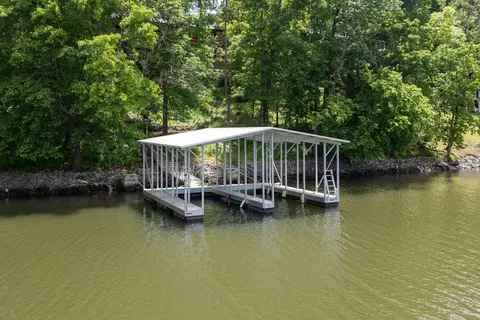 920 Misty Lake Dr, Lebanon, TN 37087