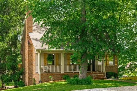 405 Timberlake Dr, Springfield, TN 37172