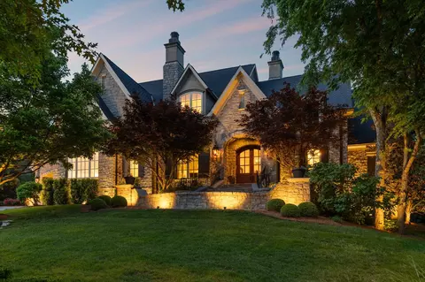 204 Thornhill Cres, Brentwood, TN 37027
