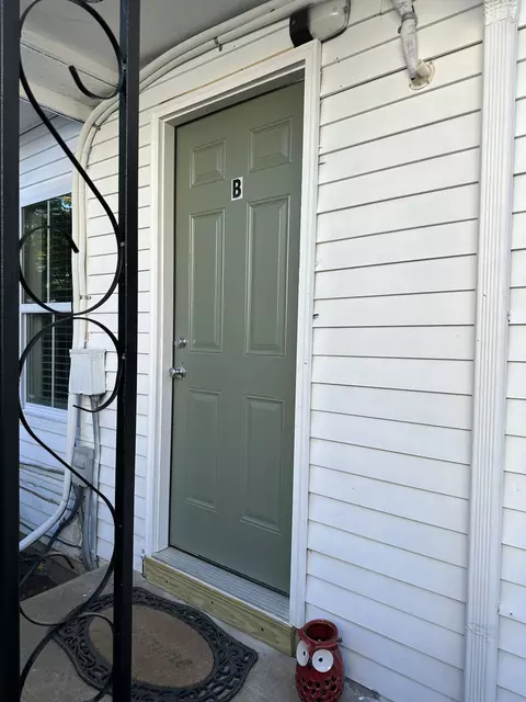 Exterior - 618 E Vine St, Murfreesboro, TN 37130 photo 3 of 7