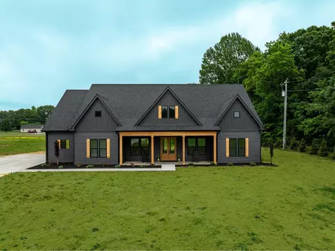 4045 Wells Rd, Springfield, TN 37172
