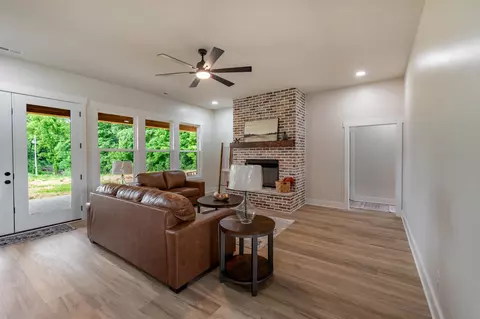 4045 Wells Rd, Springfield, TN 37172 photo 12