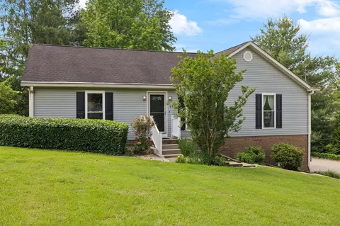 114 Clover Dr, Columbia, TN 38401