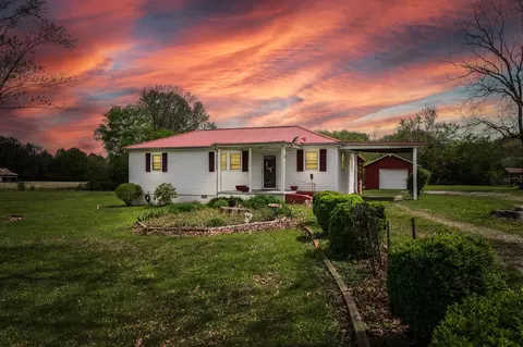 4756 Old Tullahoma Rd, Winchester, TN 37398
