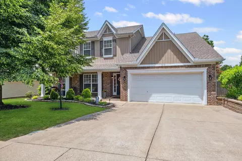 212 Vintage Cir, Hendersonville, TN 37075