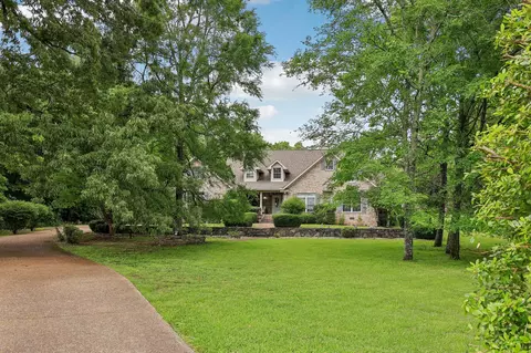 718 Steeplechase Dr, Lebanon, TN 37090