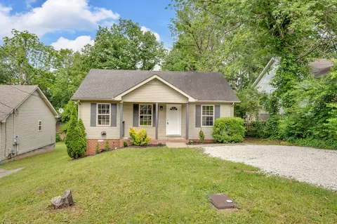 1517 Mohawk Trl, Madison, TN 37115