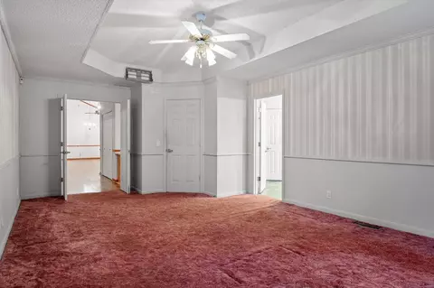 Bedroom - 6601 Hunter Rd, Harrison, TN 37341 photo 2 of 7