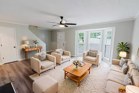 822 Kinsington Dr, Nashville, TN 37216