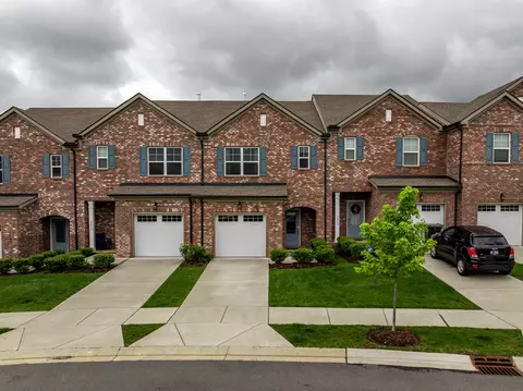 3021 Duvall Dr, Gallatin, TN 37066