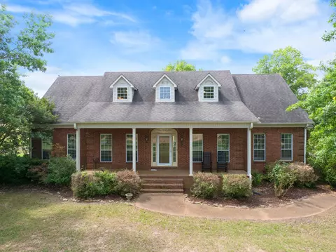 10076 Poplar Corner Rd, Bells, TN 38006