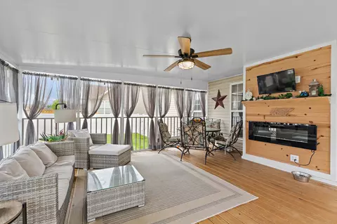 1172 Country Fields Ln, Clarksville, TN 37040