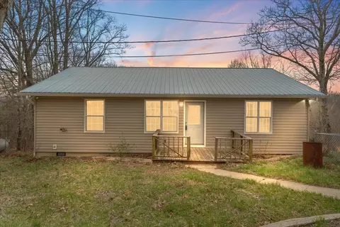 84 Walnut Dr, Spring City, TN 37381
