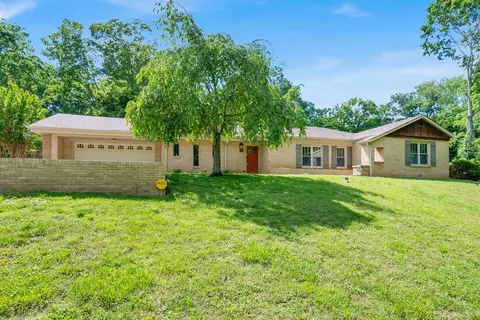 220 Porters Bluff Rd, Clarksville, TN 37040