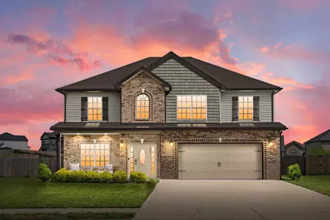 1004 Spicer Dr, Clarksville, TN 37042