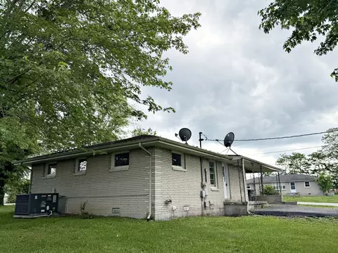 Exterior - 205 Donoho Ave, Lafayette, TN 37083 photo 7 of 7