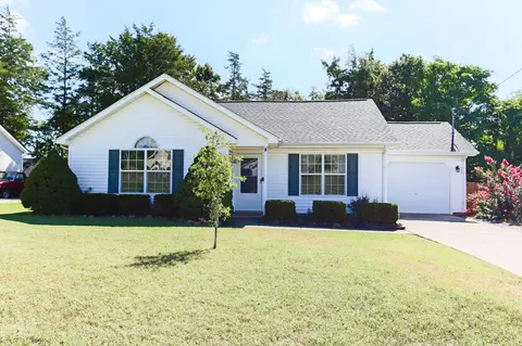 1022 Sky Valley Trl, Smyrna, TN 37167