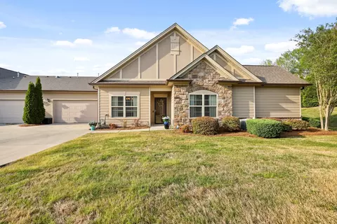 1660 Sedgefield Dr, Ooltewah, TN 37363