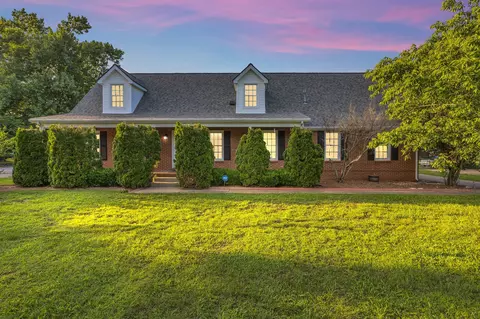 1186 Peebles Dr, Smyrna, TN 37167