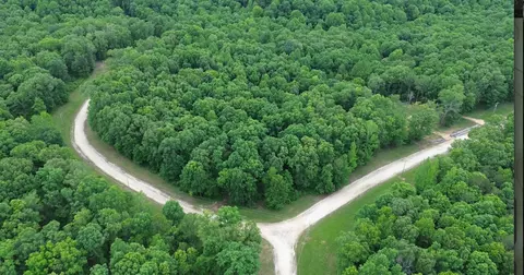 65 Deer Grass Ln, Hurricane Mills, TN 37078