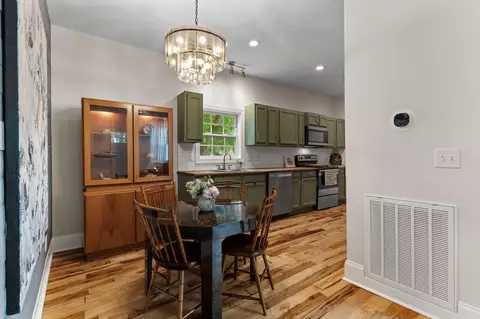 Dining - 212 Cherry St, Madison, TN 37115 photo 1 of 1