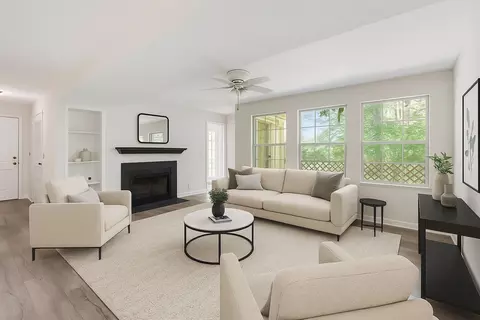 122 N Timber Dr, Nashville, TN 37214