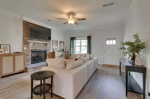 3229 Chatfield Dr, Murfreesboro, TN 37129 photo 5