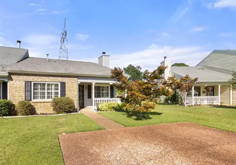 6567 Hickory Meadow Dr, Chattanooga, TN 37421