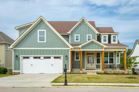 372 Lakeshore Cove Dr #2, Fort Oglethorpe, GA 30742